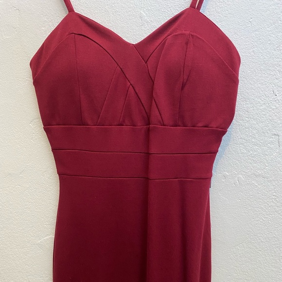 👗NWT! Beautiful Joe & Elle knee length, dark red cocktail dress. - Picture 4 of 9